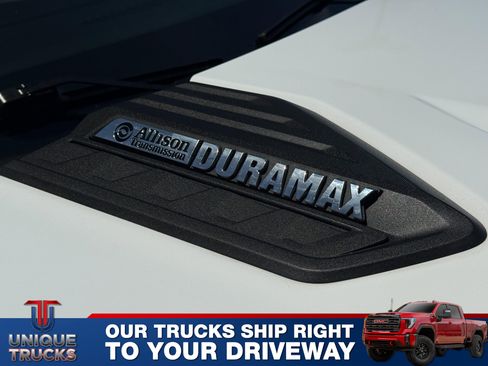 Used 2024 Chevrolet Silverado 3500 LT AWD/4WD image 5