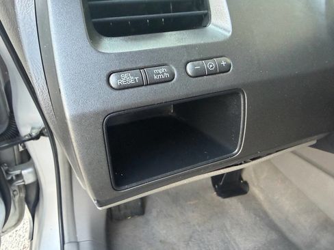 Used 2011 Honda Civic DX-VP image 18