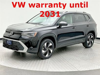 Certified 2025 Volkswagen Taos SE