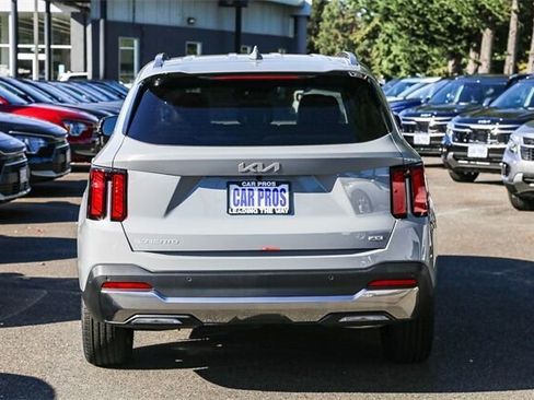 New 2026 Kia Sorento S image 7