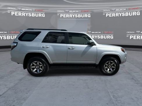 Used 2024 Toyota 4Runner TRD Off-Road Premium w/ Moonroof Package AWD/4WD image 9