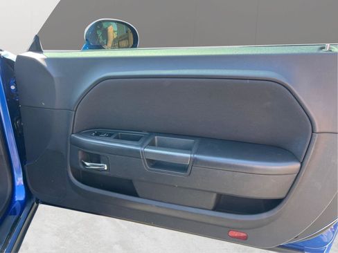 Used 2012 Dodge Challenger R/T RWD image 15