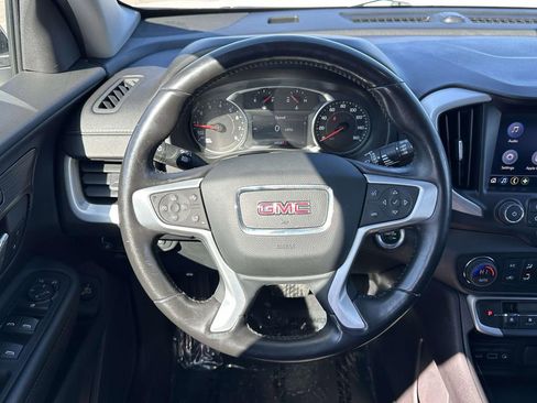 Used 2022 GMC Terrain SLT w/ Elevation Edition image 16