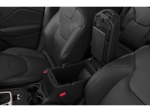 Used 2015 Jeep Cherokee Limited w/ Luxury Group image 21