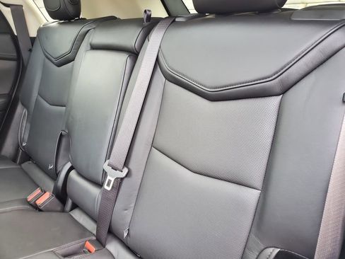 Used 2019 Cadillac XT5 Luxury w/ LPO, Black Ice Package image 39