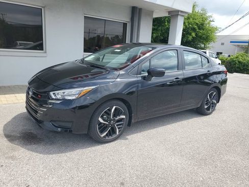 Certified 2025 Nissan Versa SR w/ Trunk Package FWD image 12