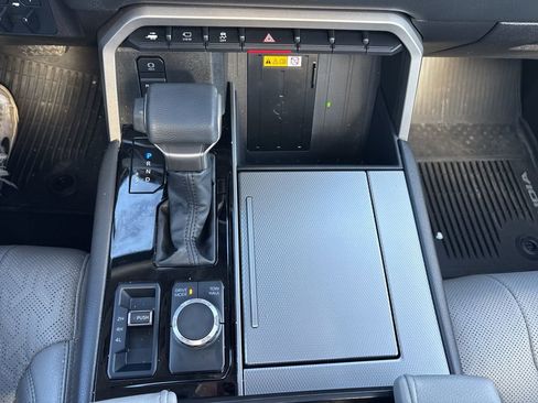 Used 2024 Toyota Sequoia Limited w/ Nightshade Package image 40