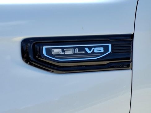 Certified 2025 GMC Sierra 1500 Elevation AWD/4WD image 10
