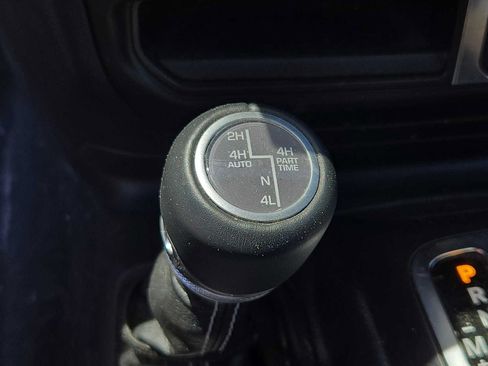 Used 2023 Jeep Wrangler Unlimited Sahara w/ Cold Weather Group AWD/4WD image 24
