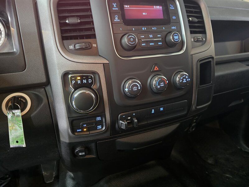 Used 2019 RAM 1500 Tradesman w/ Chrome Appearance Group AWD/4WD image 20