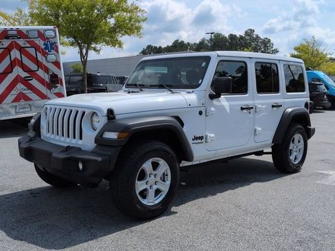 Used 2022 Jeep Wrangler Unlimited Sport w/ Sun And Sound Package AWD/4WD image 7