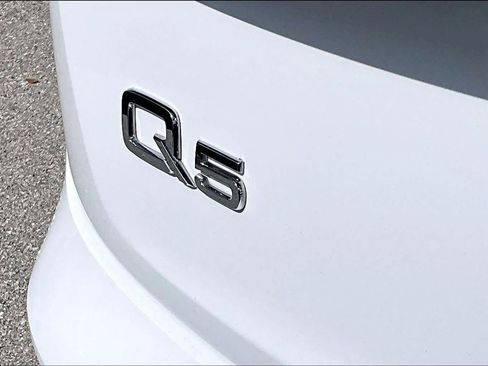 Used 2023 Audi Q5 2.0T Premium Plus AWD/4WD image 10
