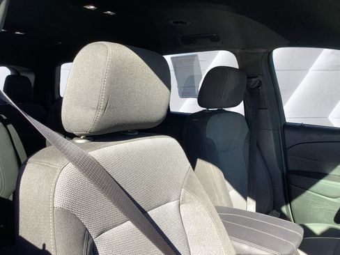 Used 2023 Chevrolet Traverse LT w/ LPO, Floor Liner Package image 13