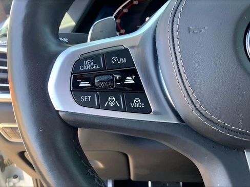 Used 2019 BMW X7 xDrive50i w/ M Sport Package AWD/4WD image 23