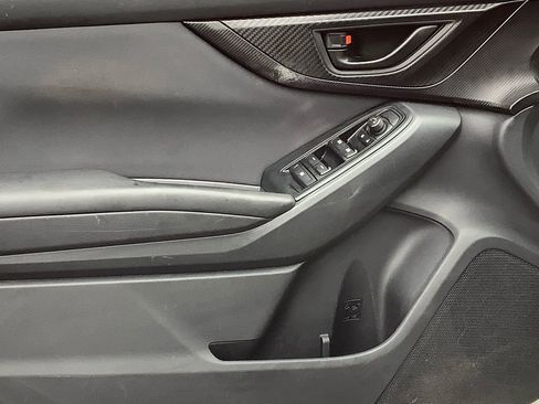 Used 2019 Subaru Crosstrek 2.0i Premium image 12