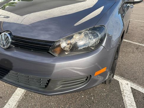 Used 2013 Volkswagen Golf 4-Door FWD image 5
