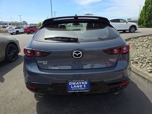 Used 2025 MAZDA MAZDA3 Hatchback w/Premium Plus Pkg AWD/4WD image 7
