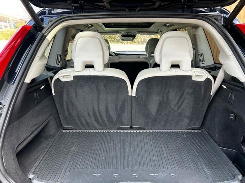Used 2017 Volvo XC90 T6 Inscription w/ Vision Package image 13