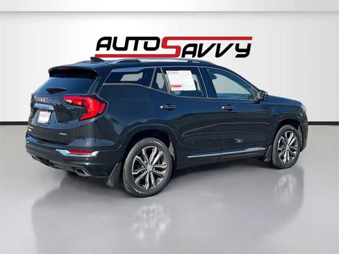 Used 2020 GMC Terrain Denali w/ Denali Premium Package image 7