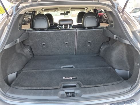 Used 2022 Nissan Rogue Sport SL FWD image 31