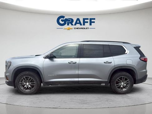 Used 2025 GMC Acadia Elevation AWD/4WD image 3