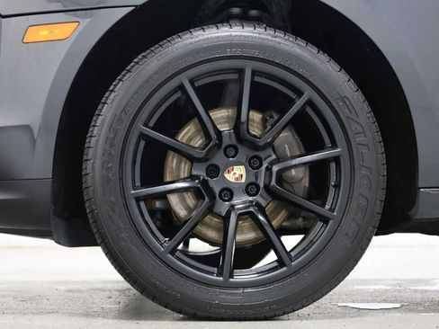 Used 2020 Porsche Macan AWD/4WD image 40