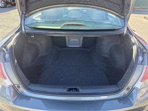 Used 2011 Honda Accord EX-L image 22