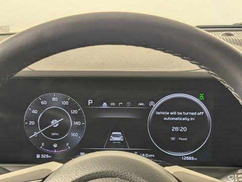 Used 2024 Kia Seltos S AWD/4WD image 17