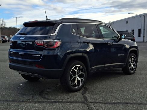 Used 2024 Jeep Compass Limited image 6