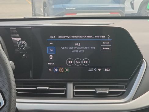 New 2026 Chevrolet Trax RS w/ Driver Confidence Package FWD image 13