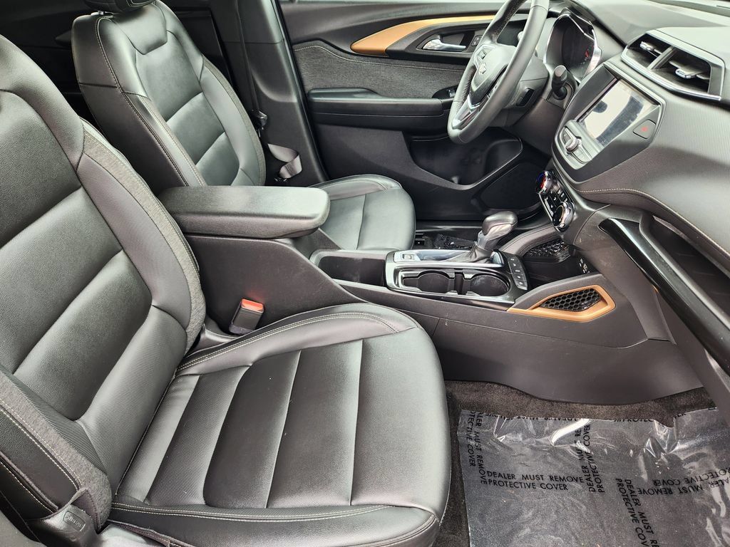 Used 2023 Chevrolet TrailBlazer ACTIV FWD image 17