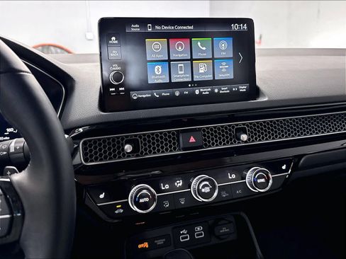 Used 2024 Honda Civic Touring image 9