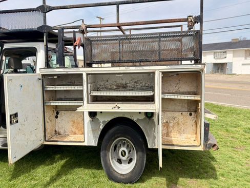 Used 2015 Chevrolet Silverado 3500 W/T w/ WT Convenience Package image 9