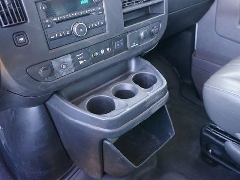 Used 2021 Chevrolet Express 2500 w/ Driver Convenience Package image 30