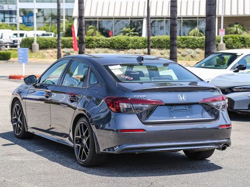 Certified 2025 Honda Civic Sport image 3