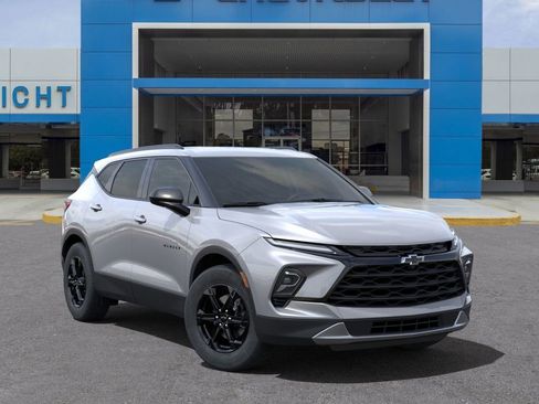 New 2025 Chevrolet Blazer LT w/ Convenience Package image 7