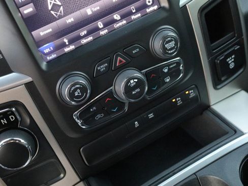 Used 2019 RAM 1500 Big Horn image 34