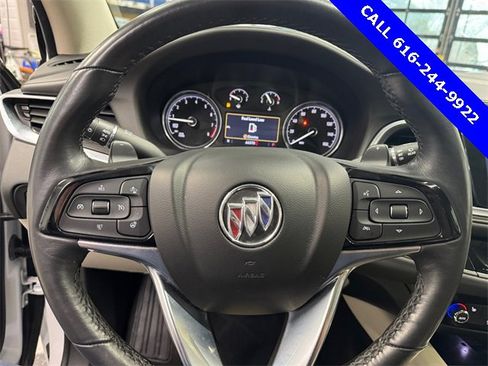 Used 2022 Buick Enclave Essence image 20