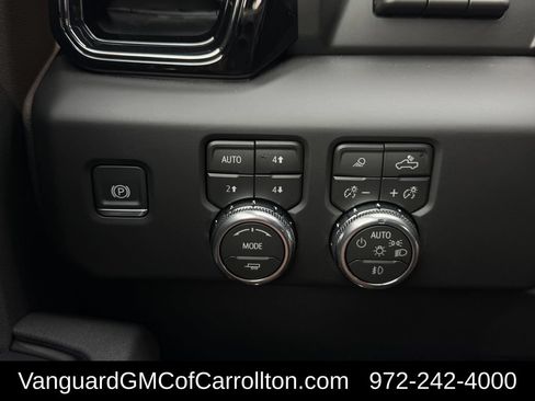 New 2026 GMC Sierra 1500 AT4 w/ AT4 Premium Package AWD/4WD image 19