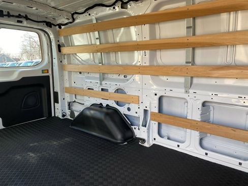 Used 2024 Ford Transit 250 Low Roof w/ Exterior Upgrade Package image 7