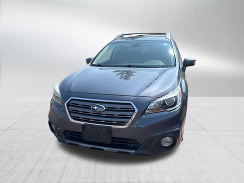 Used 2017 Subaru Outback 3.6R Limited AWD/4WD image 2