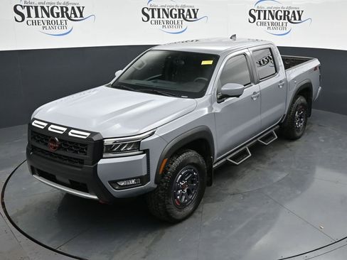 Used 2025 Nissan Frontier PRO-4X w/ Pro Convenience Package AWD/4WD image 13