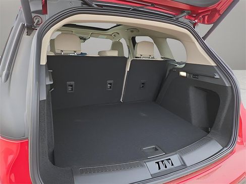 New 2026 Lincoln Corsair Reserve image 8