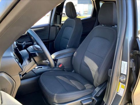Used 2025 Ford Escape Active image 7