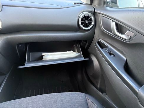 Used 2022 Hyundai Kona SEL w/ Convenience Package image 39