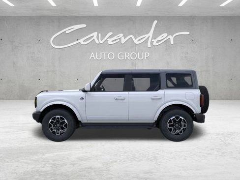 New 2025 Ford Bronco Outer Banks image 3