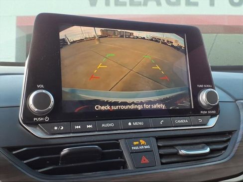 Used 2023 Nissan Altima 2.5 SV image 17