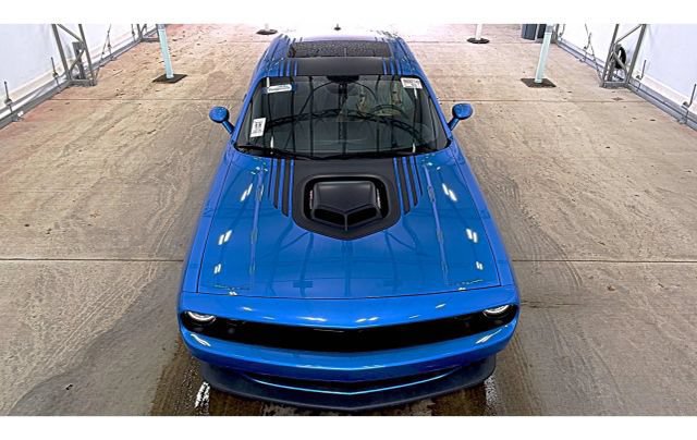 Used 2016 Dodge Challenger R/T Scat Pack RWD image 2
