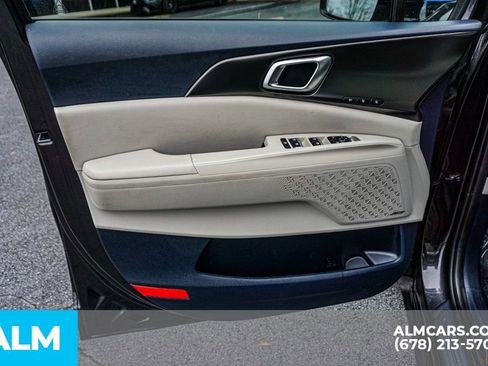 Used 2025 Kia Carnival SX Prestige image 55