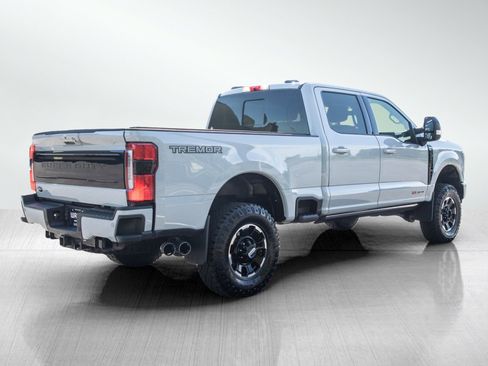 Used 2025 Ford F350 Platinum w/ Tremor Off-Road Package AWD/4WD image 5